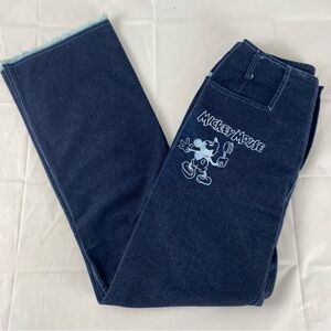Y2K Disney Mickey & Co Denim Capri Jeans Size 2 Embroidered Mickey Frayed Hem